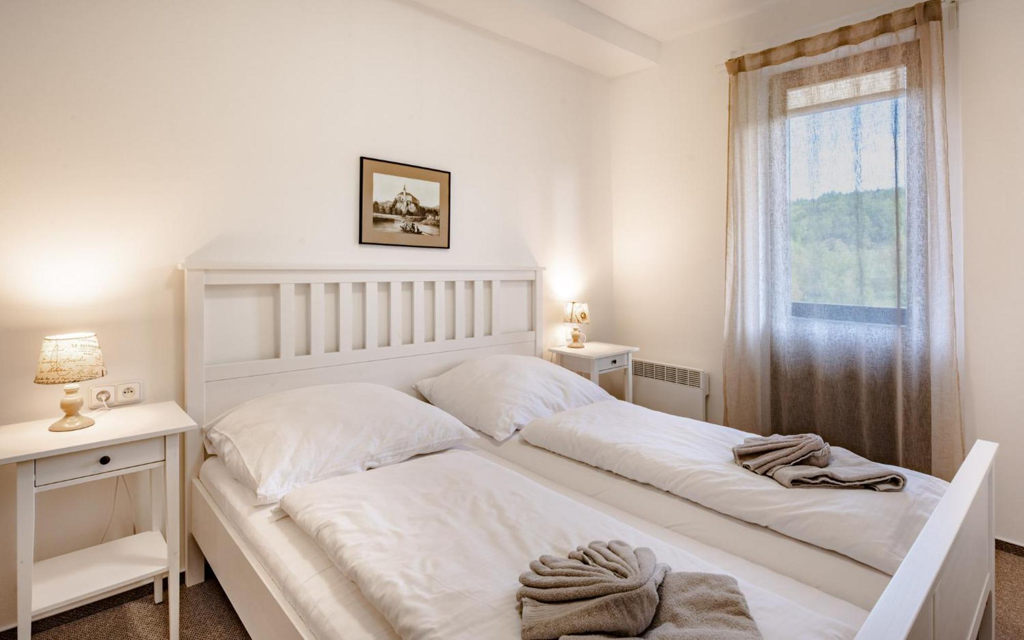 Hotel Svycarsky Dum Sneznik Rum bild